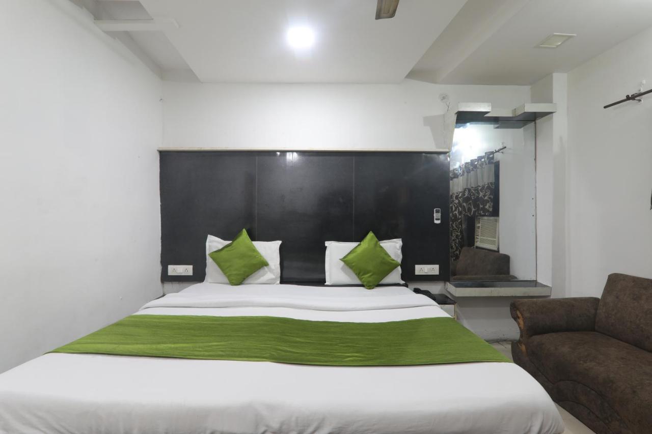 Hotel Dayal Lucknow Exterior photo